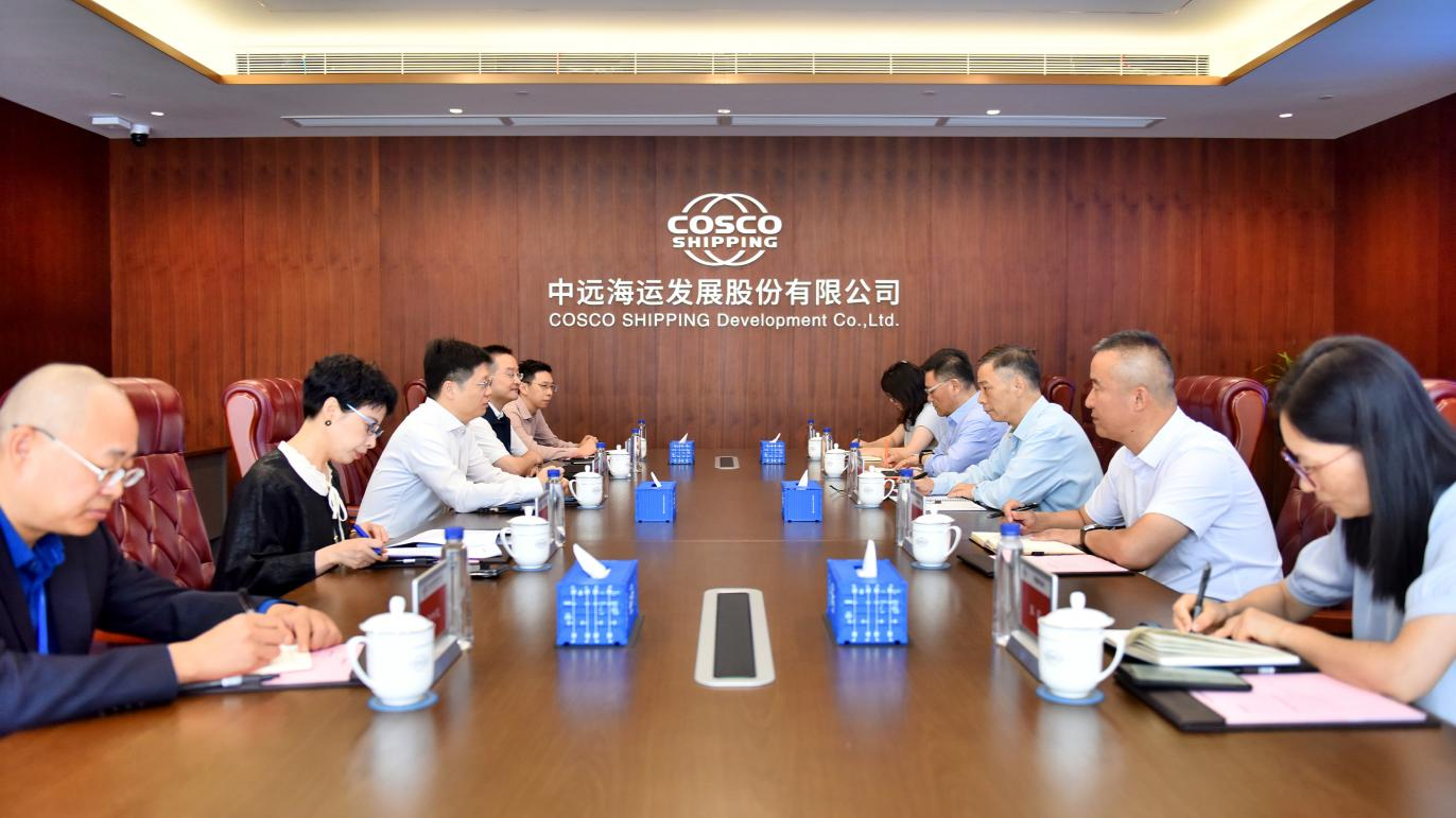 中国船东协会常务副会长刘上海一行走访中远海运发展…