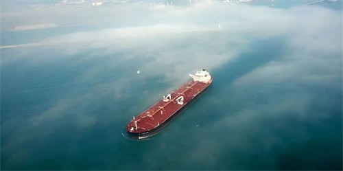 停航、绕航、加费！全球前五大班轮巨头紧急发声'/]